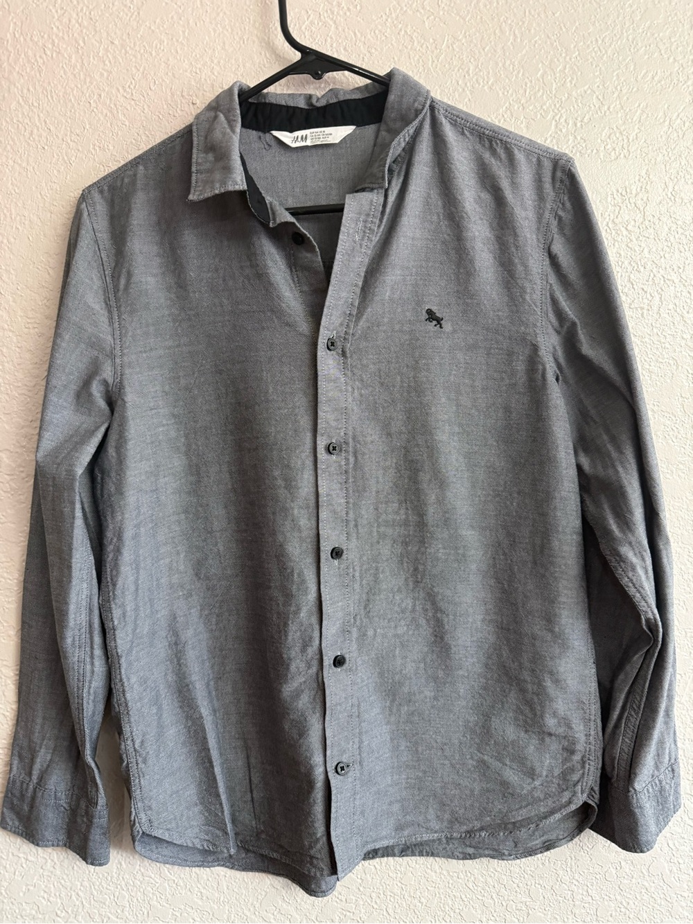 H&M Men's Gray Casual Button-Down Shirt with Subtle Logo